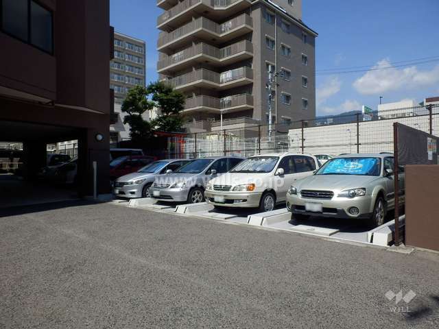 敷地内駐車場（屋外機械式）
