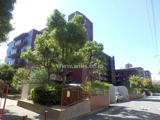 ラフィーネ本山の外観（北東側から）