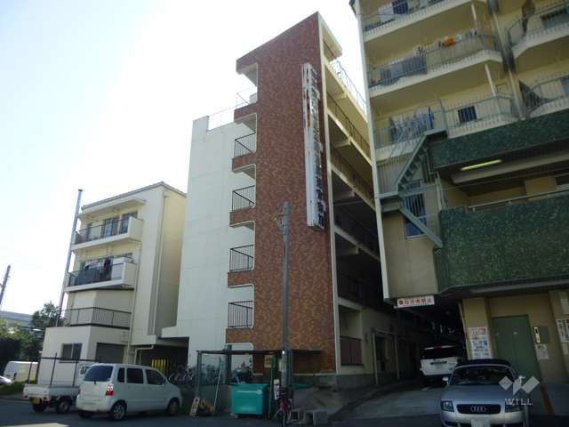 神戸青果食品商業協同組合会館の外観（北東側から）