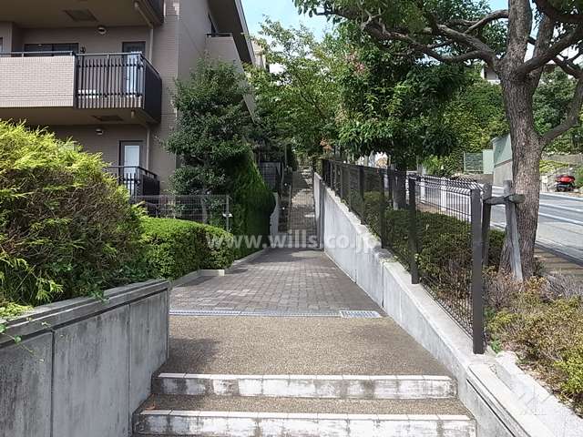 エントランスアプローチ