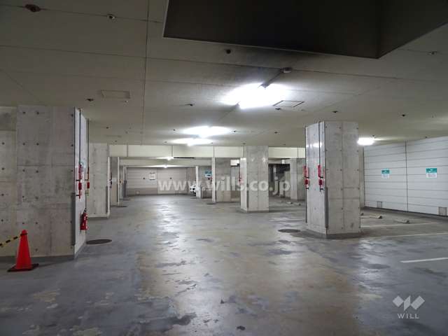 店舗用駐車場（屋内平面式）