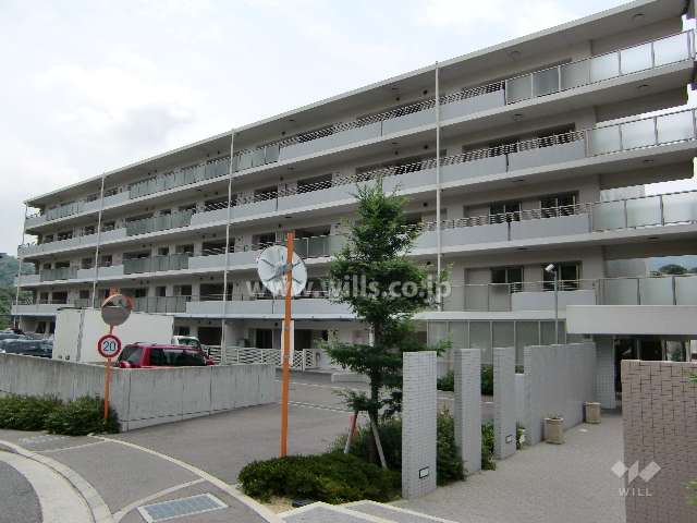 ルネシーズンズガーデン西宮名塩1番館の外観（Ｃ棟：北西側より）