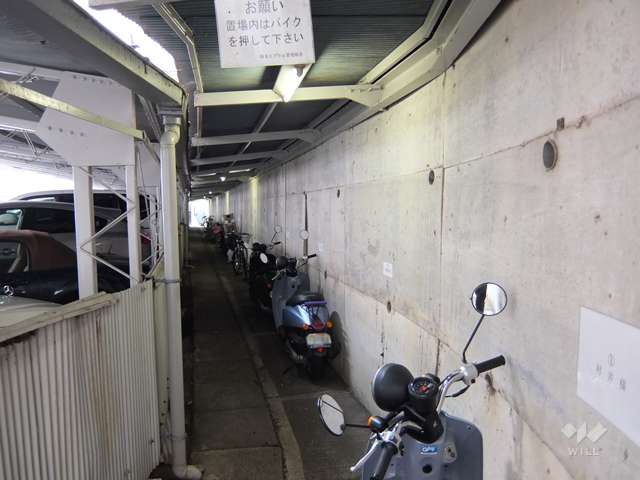 バイク置場
