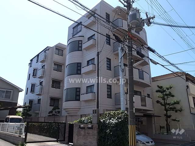 ブリランテ岡本の外観（北東側から）