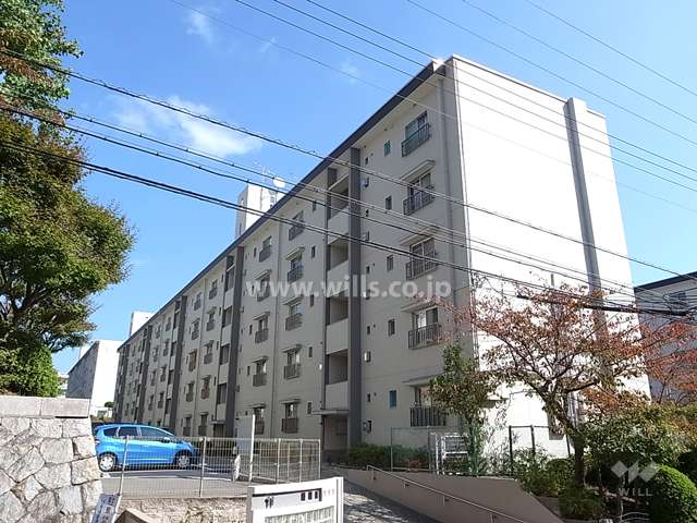 渦ヶ森コーポ11号館の外観（西側から）