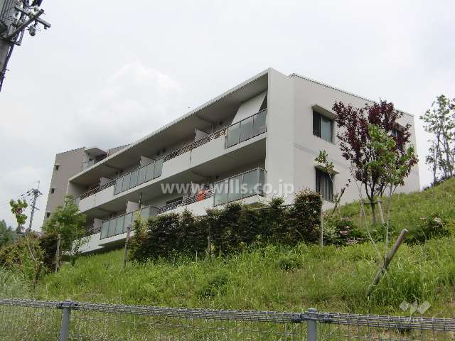 ルネシーズンズガーデン西宮名塩2番館の外観（南西側より）