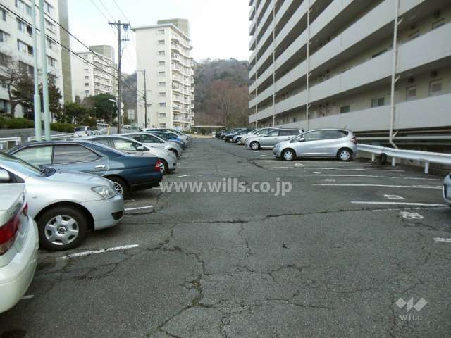 敷地内駐車場（屋外平面式）