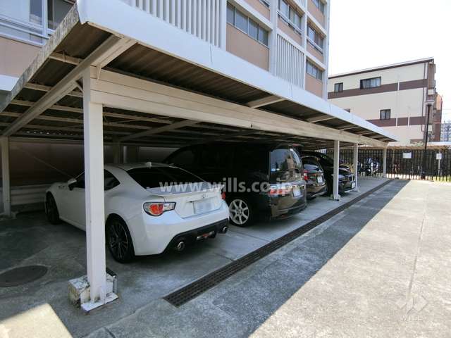 敷地内駐車場（屋内平面式）