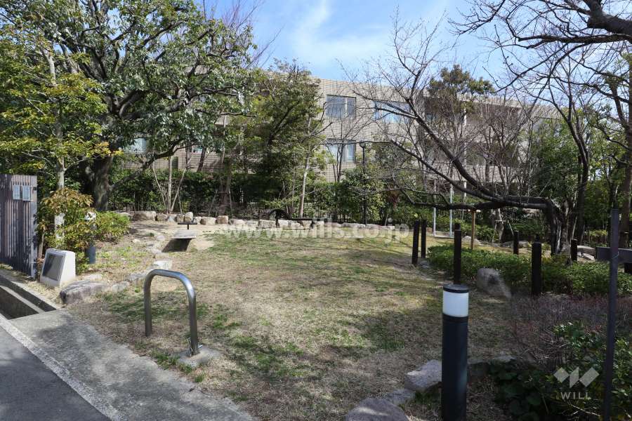 敷地内の公園