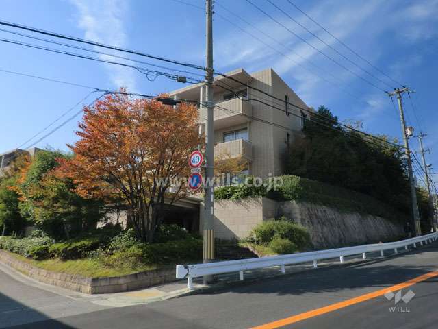 御影ソルステージュの外観（南東側から）