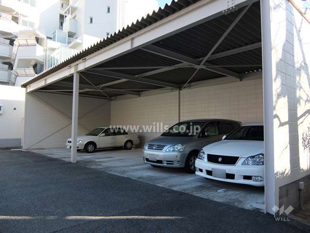 敷地内駐車場（屋内平面式）