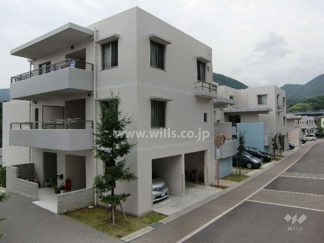 ルネシーズンズガーデン西宮名塩6番館の外観（北東側より）