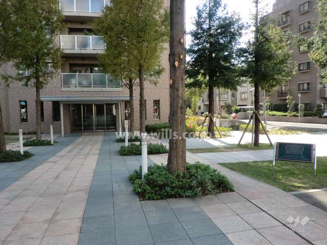 エントランスアプローチ