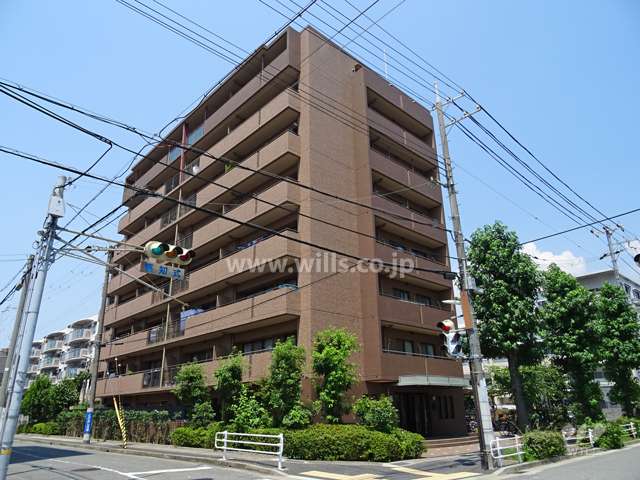 本山東パーク・ホームズの外観（南東側から）
