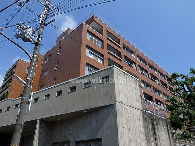 本山コープの外観（南西側から）