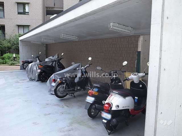 バイク置場