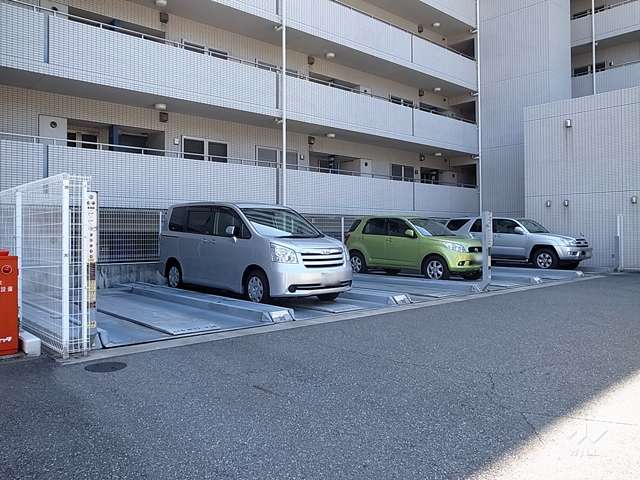 敷地内駐車場（屋外機械式）