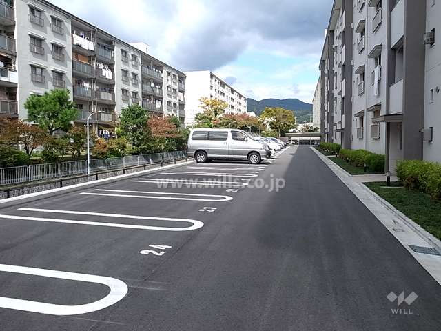 敷地内駐車場（屋外平面式）