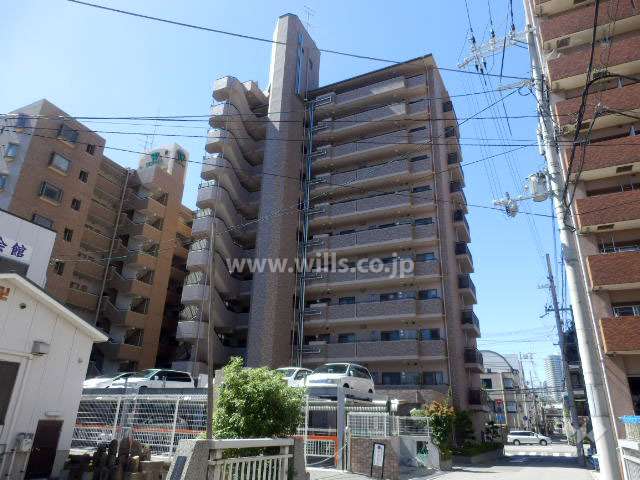 ロイヤルハイツ神戸本山の外観（北西側から）