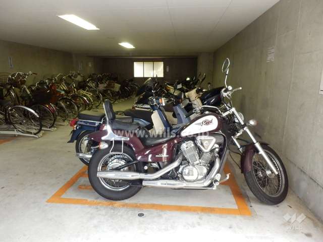 駐輪場、バイク置場
