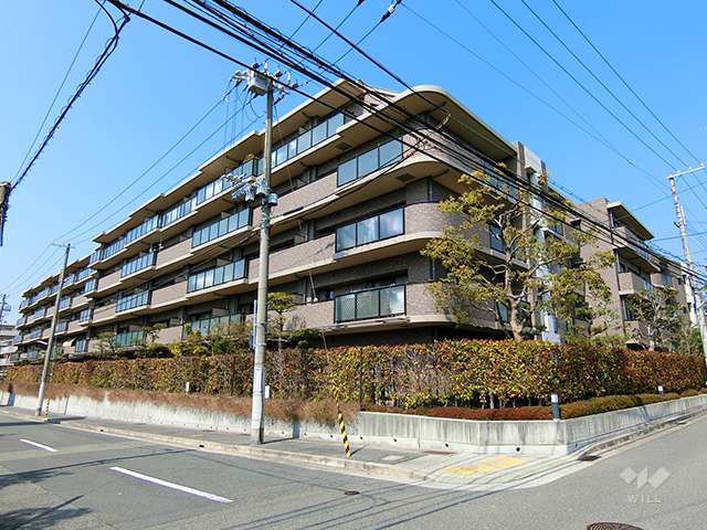 ルネ芦屋川ロザリウムの外観(南東側から)