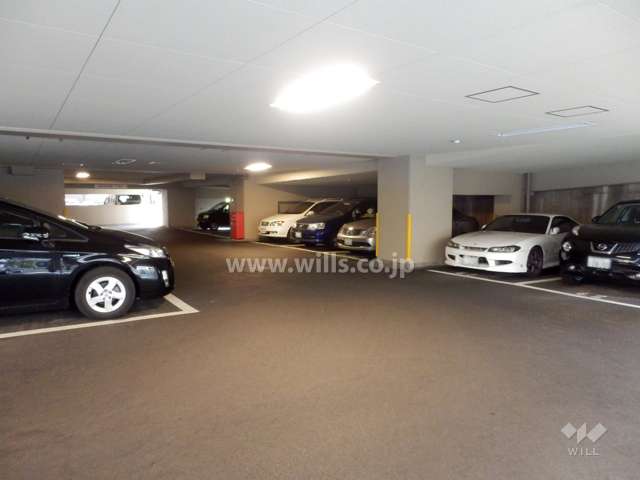 敷地内駐車場（屋内平面式）