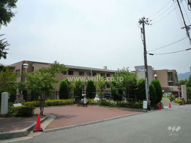 ユニーブル御影山手の外観（北東側から）