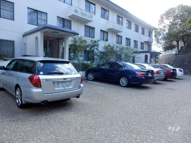 敷地内駐車場（屋外平面式）