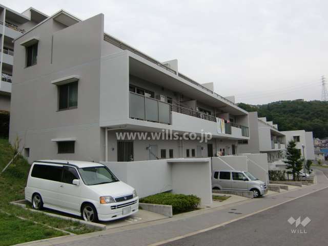 ルネシーズンズガーデン西宮名塩11番館の外観（南西側より）