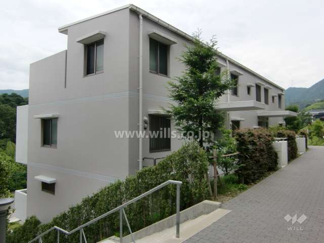 ルネシーズンズガーデン西宮名塩11番館の外観（北東側より）