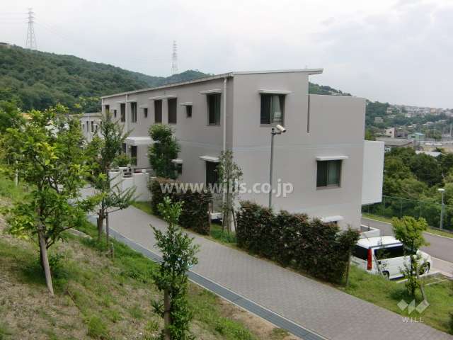 ルネシーズンズガーデン西宮名塩11番館の外観（北西側より）