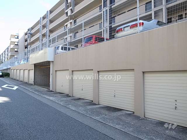 敷地内駐車場（屋内平面式）