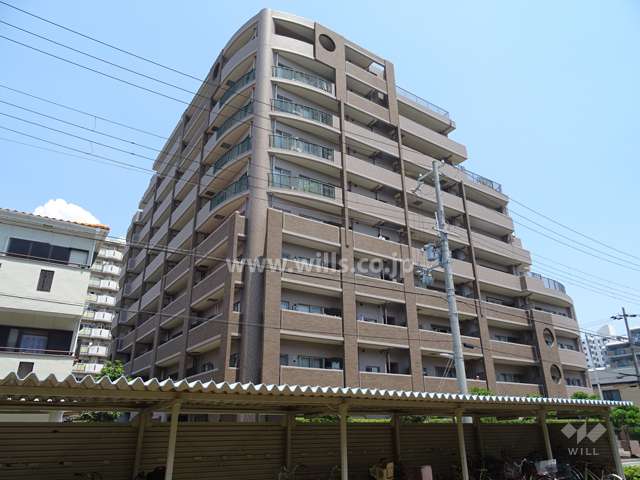 クレアガーデン甲南山手の外観（南西側から）
