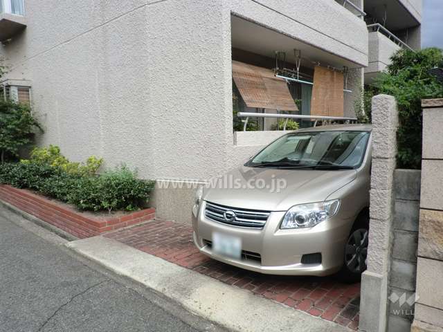敷地内駐車場（屋外平面式）