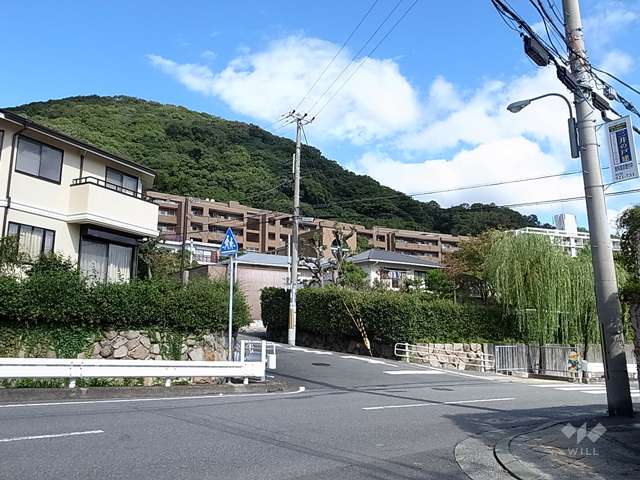 ヴェルーサ岡本山手の遠景