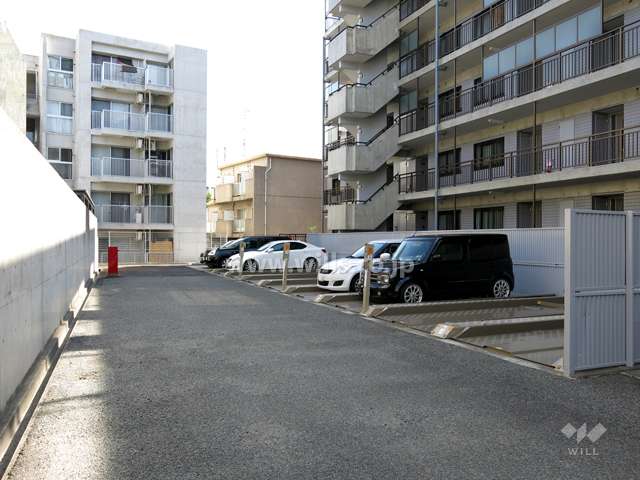 敷地内駐車場（屋外機械式）