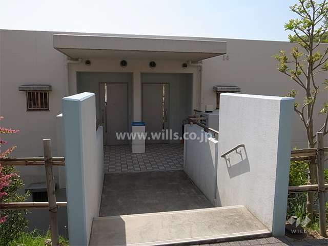 14番館のエントランス