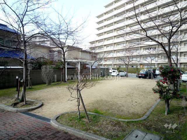 敷地内の公園