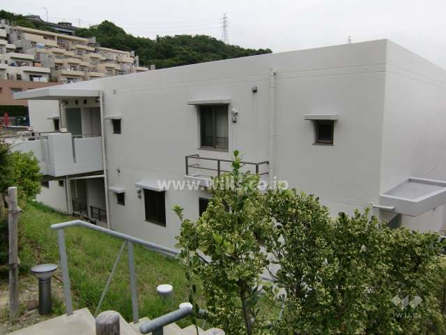 ルネシーズンズガーデン西宮名塩15番館の外観（西側より）