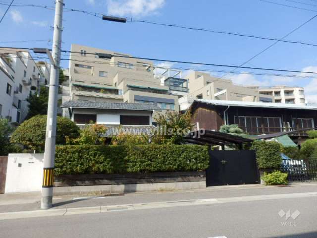 パレロワイヤル芦屋川の外観（南側から）