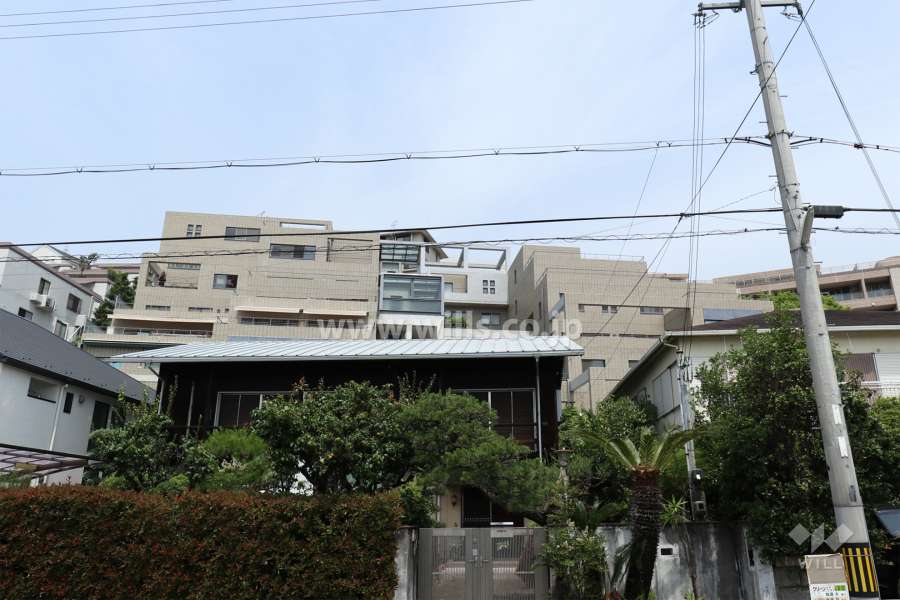 パレロワイヤル芦屋川の外観（南西側から）