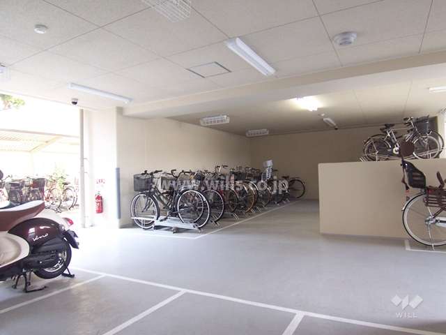 駐輪場、バイク置場