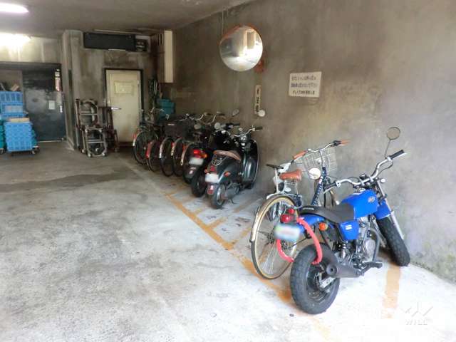 駐輪場