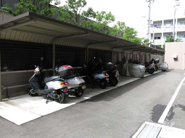バイク置場