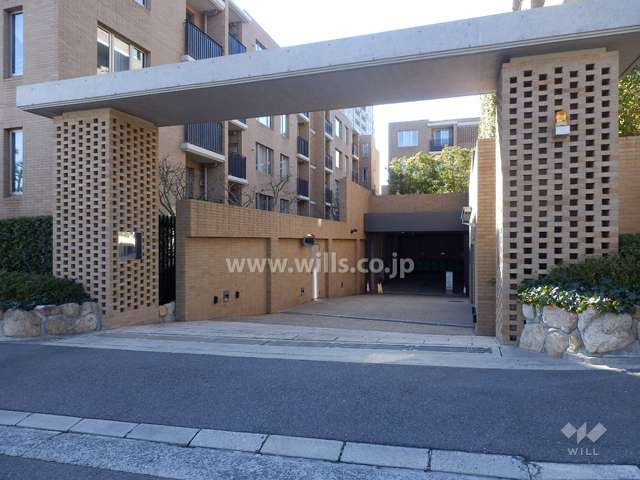 駐車場の出入り口