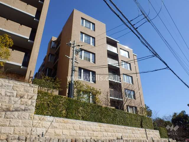 ザ・ハウス住吉本町（南棟）の外観（西側から）