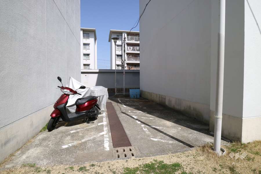 バイク置場