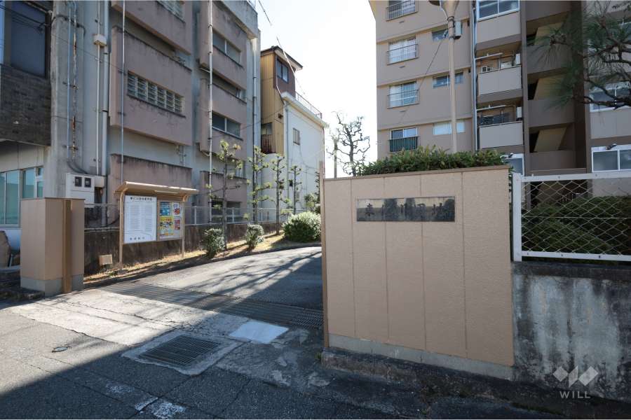 敷地の出入口