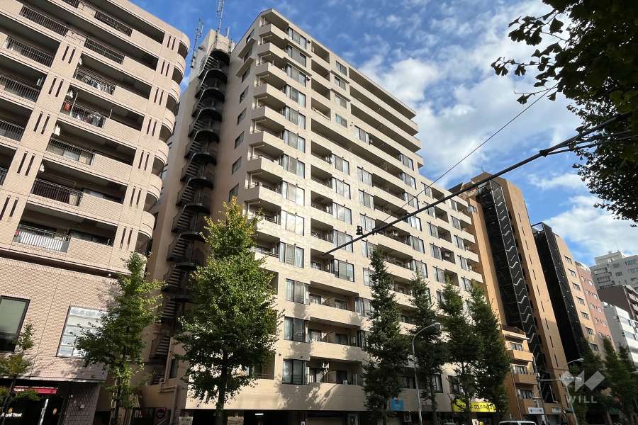 東急ドエルアルス音羽の外観（北西側から）