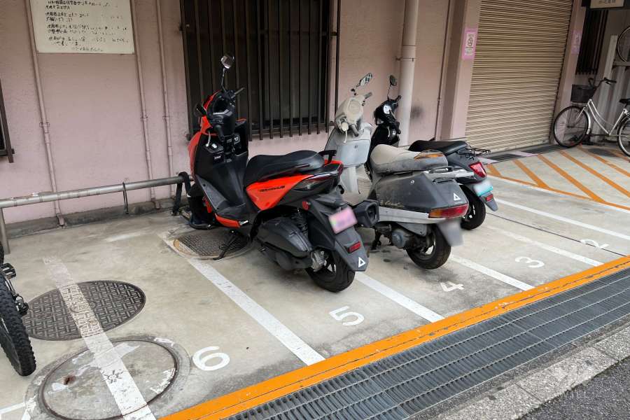 バイク置き場